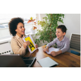 sessão de terapia fonoaudiológica infantil Pompéia